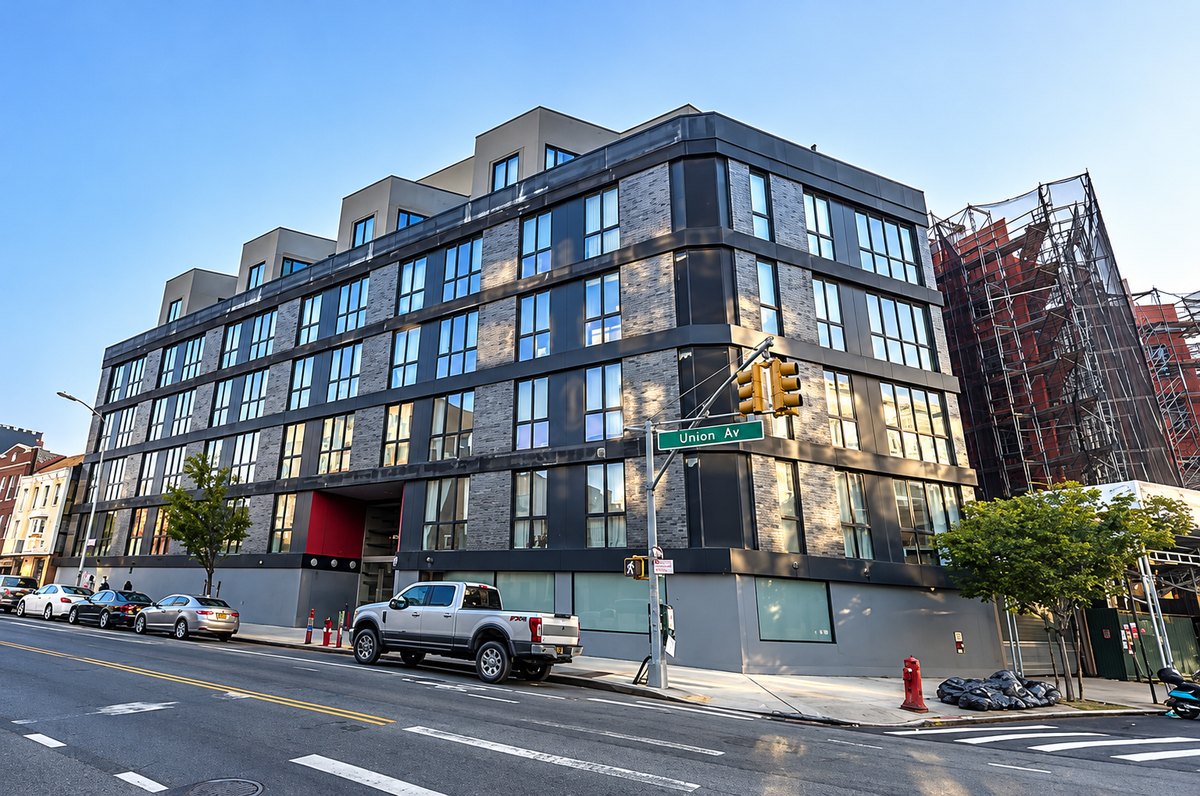 385 Union Avenue